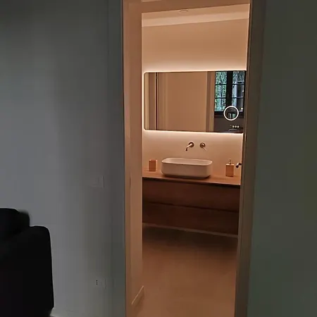 아파트 Secret Courtyard *